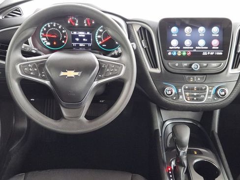 Used 2024 Chevrolet Malibu LT FWD image 27