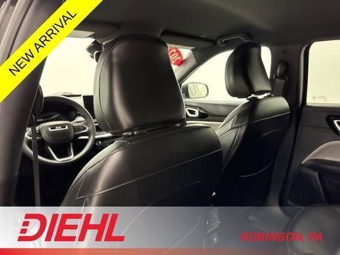 Certified 2023 Jeep Compass Limited AWD/4WD image 17