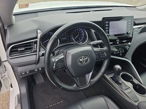 Used 2023 Toyota Camry SE FWD image 16