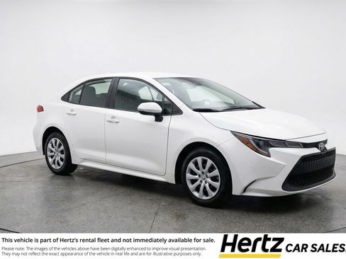 Used 2025 Toyota Corolla LE image 1