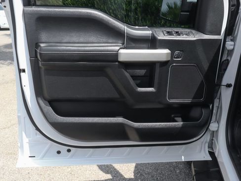 Used 2018 Ford F150 Lariat w/ Equipment Group 501A Mid AWD/4WD image 18