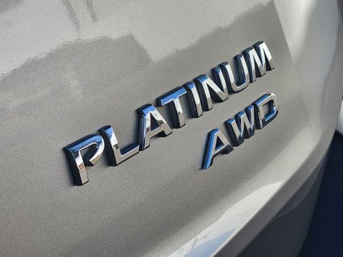 Used 2023 Nissan Rogue Platinum w/ Platinum Premium Package image 13