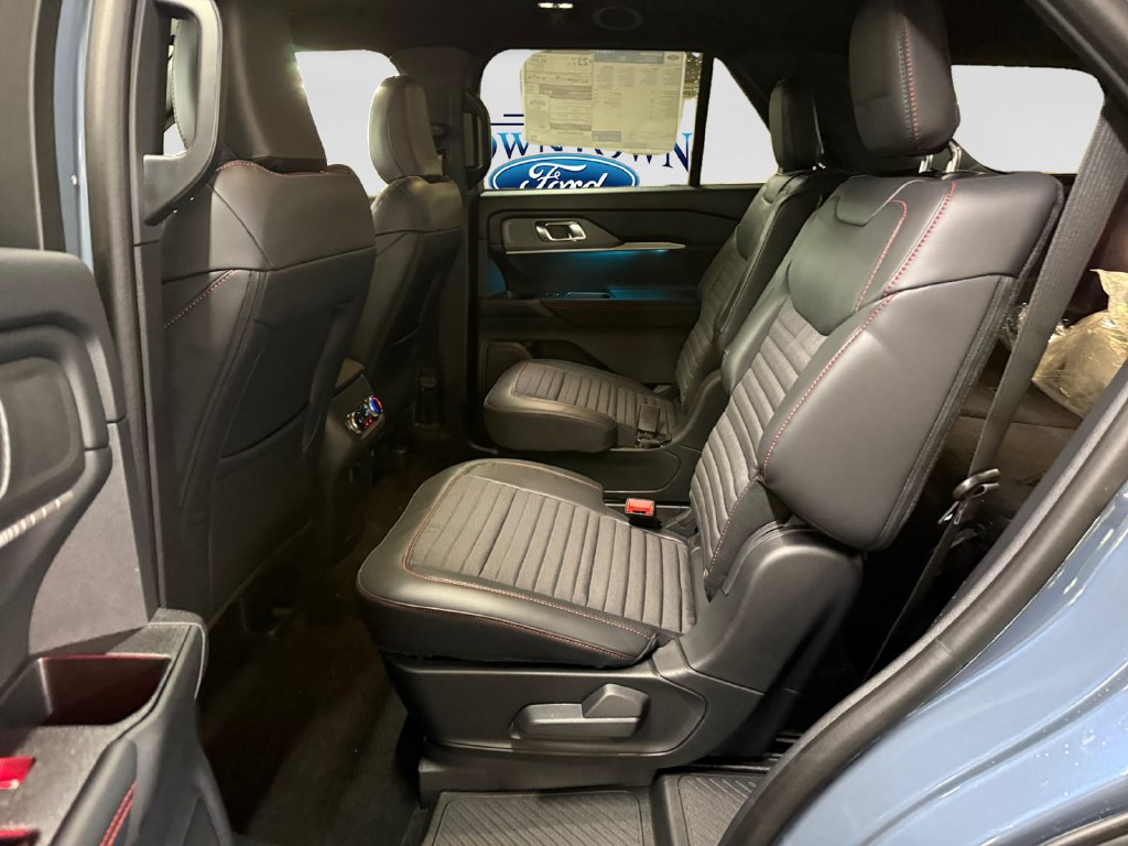 New 2026 Ford Explorer ST-Line w/ ST-Line Street Pack AWD/4WD image 32
