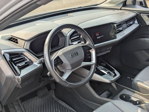 Used 2023 Audi Q4 e-tron Premium Plus w/ Premium Plus RWD image 12
