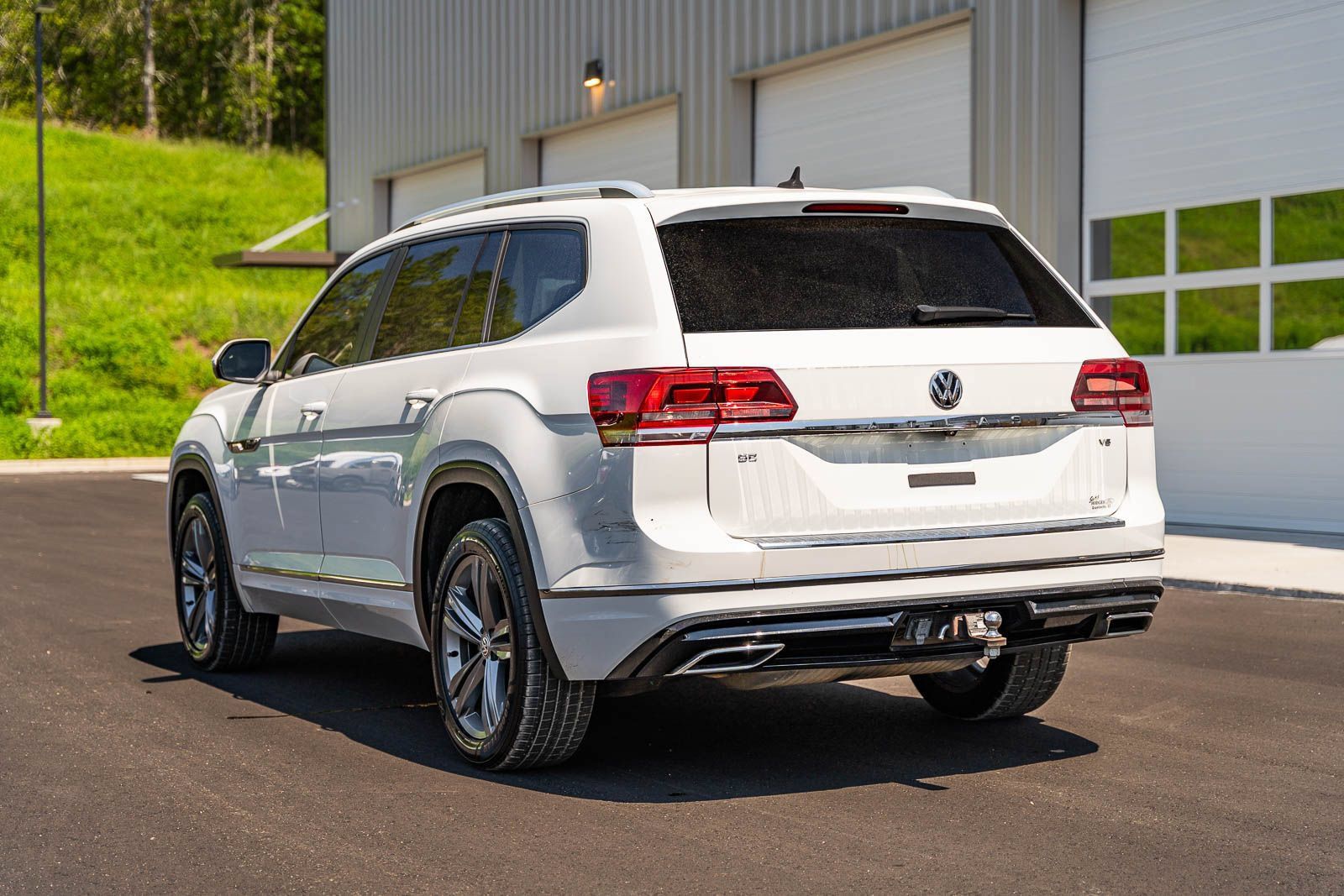 Used 2019 Volkswagen Atlas SE w/ Panoramic Sunroof Package FWD image 5