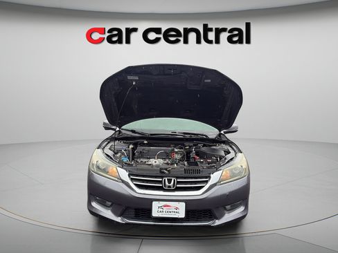 Used 2015 Honda Accord EX image 9