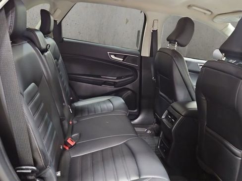 Used 2024 Ford Edge SEL w/ Convenience Package image 23