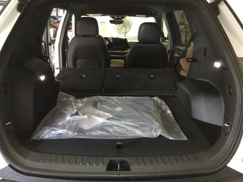 New 2026 Chevrolet Equinox ACTIV w/ Convenience Package III image 44