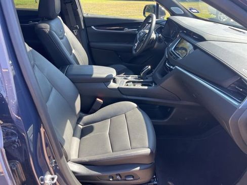 Certified 2025 Cadillac XT5 Premium Luxury image 35