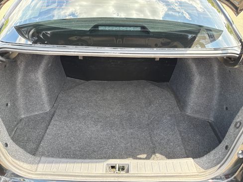 Used 2023 Nissan Versa S w/ Trunk Package FWD image 5