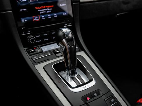 Used 2018 Porsche 911 GT3 RWD image 63
