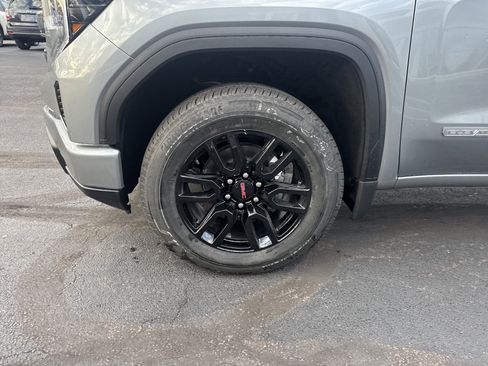 New 2026 GMC Sierra 1500 Elevation image 11