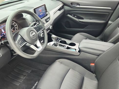 Used 2023 Nissan Altima 2.5 SV image 25