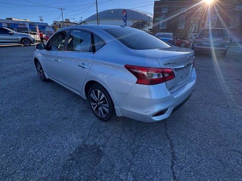 Used 2016 Nissan Sentra SL w/ Technology Package image 3