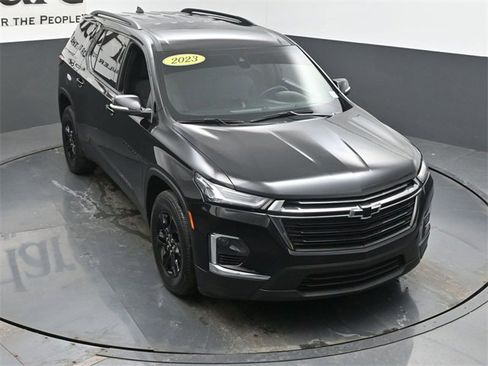 Used 2023 Chevrolet Traverse LT w/ Midnight/Sport Edition image 49