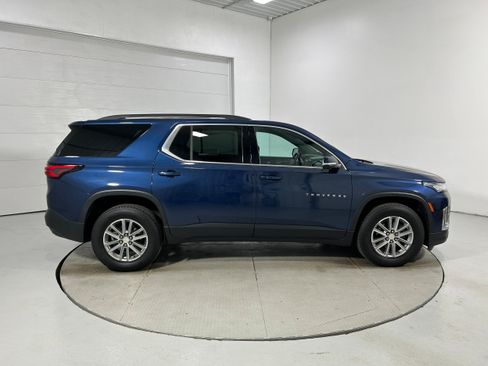 Used 2023 Chevrolet Traverse LT AWD/4WD image 40