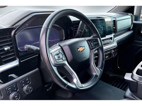 Used 2024 Chevrolet Silverado 3500 LTZ image 15