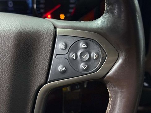Used 2017 Chevrolet Silverado 1500 High Country image 12