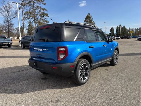 New 2026 Ford Bronco Sport Outer Banks w/ Outer Banks Tech Package+ AWD/4WD image 3