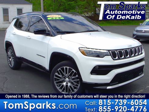 Used 2023 Jeep Compass Limited w/ Elite Group AWD/4WD image 1