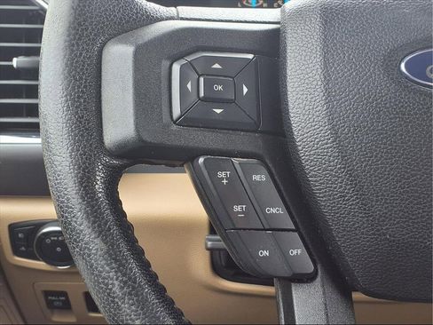 Used 2016 Ford F150 XLT w/ Equipment Group 301A Mid image 11