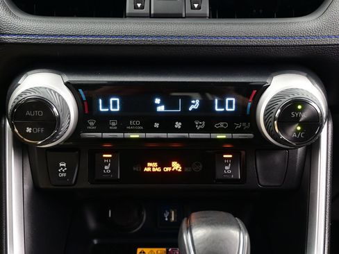 Used 2023 Toyota RAV4 XSE AWD/4WD image 21