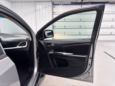 Used 2019 Dodge Journey GT AWD/4WD image 11