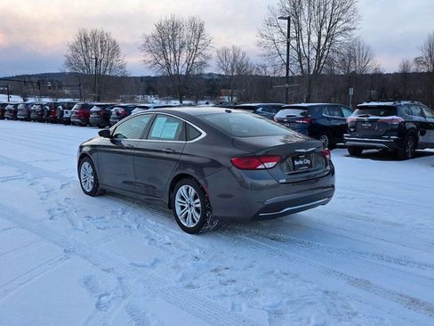 Used 2015 Chrysler 200 Limited w/ Convenience Group image 6