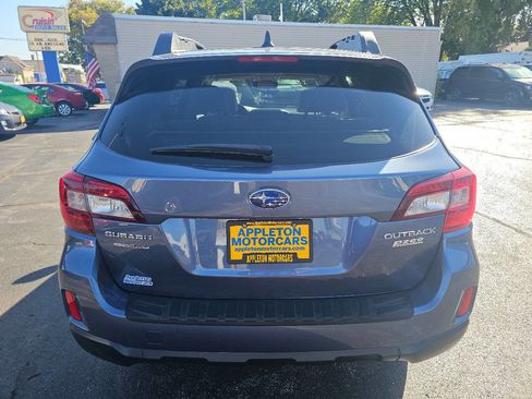 Used 2017 Subaru Outback 2.5i Premium image 8