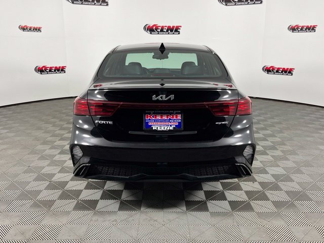 Used 2022 Kia Forte GT-Line w/ GT-Line Premium Package FWD image 7