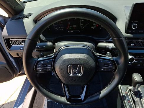 Used 2023 Honda Civic Sport image 18