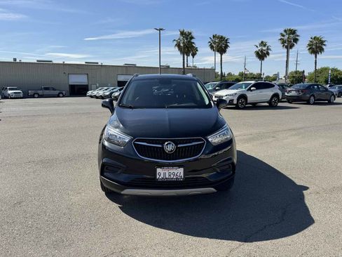 Used 2021 Buick Encore Preferred image 4