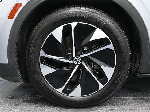 Used 2021 Volkswagen ID.4 Pro w/ ID.4 Protection Package image 11