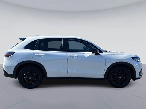 Certified 2023 Honda HR-V Sport image 2