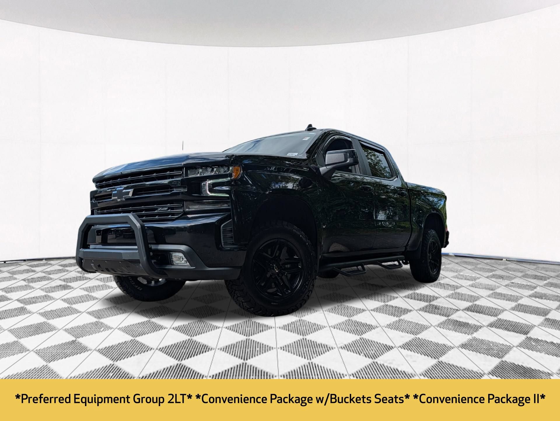 Used 2021 Chevrolet Silverado 1500 LT Trail Boss w/ Convenience Package II AWD/4WD image 2