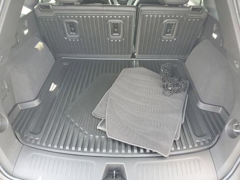 Certified 2023 Cadillac XT5 Luxury w/ LPO, Floor Liner Package FWD image 7