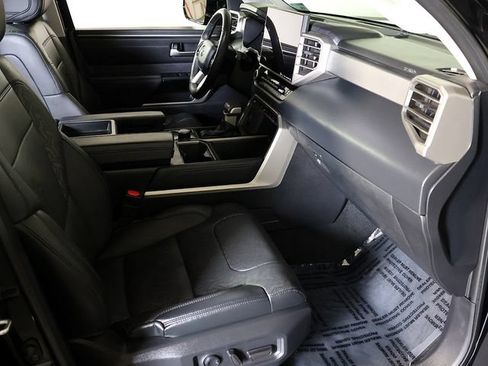 Used 2023 Toyota Tundra Limited AWD/4WD image 32