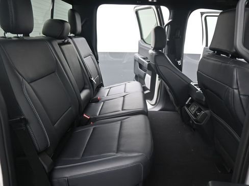 New 2025 Ford F150 Lariat w/ Equipment Group 502A High image 19