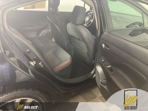 Used 2020 Nissan Versa SR w/ Convenience Package image 20