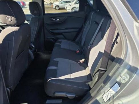 Used 2025 Chevrolet Blazer LT image 5