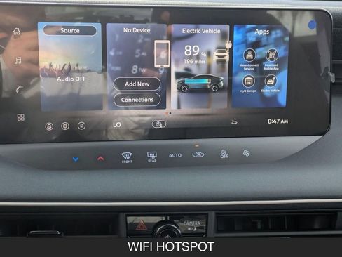 New 2026 Nissan Leaf FWD image 17