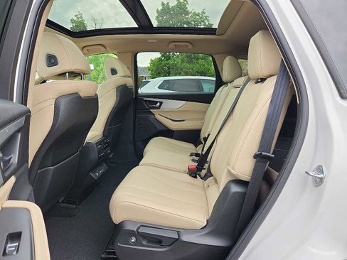Used 2023 Acura MDX SH-AWD image 10