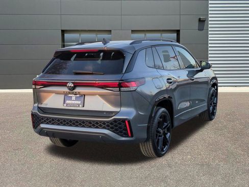 New 2026 Volkswagen Tiguan SE R-Line image 7