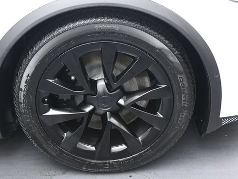 Used 2023 Tesla Model X AWD/4WD image 31