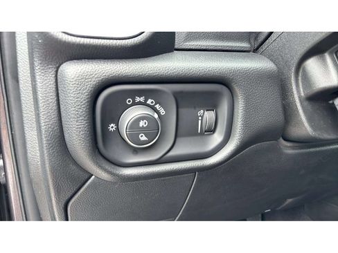 Used 2025 RAM 2500 Big Horn AWD/4WD image 21