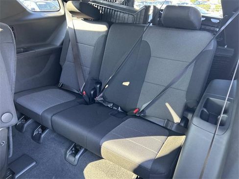 Used 2024 Chevrolet Traverse LT image 21
