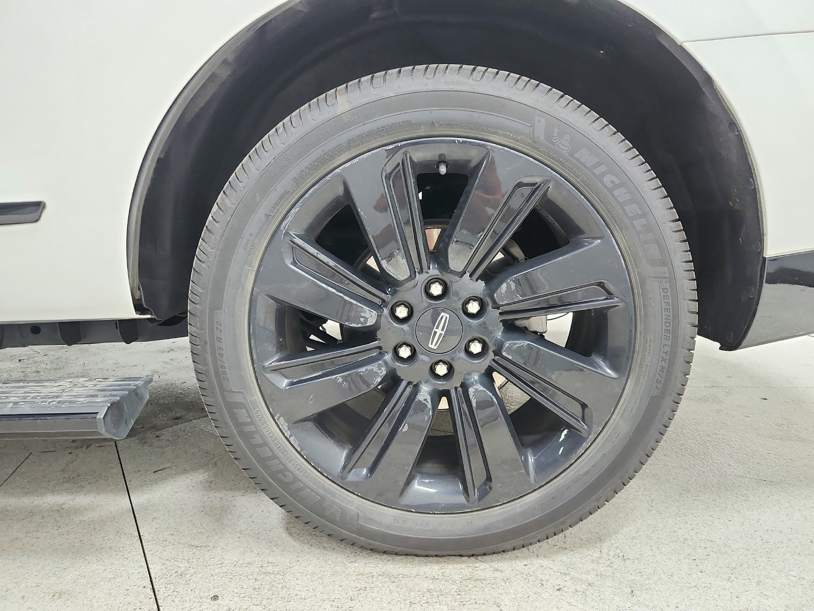 Used 2023 Lincoln Navigator Reserve AWD/4WD image 21