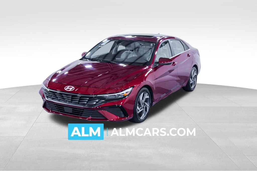 Used 2025 Hyundai Elantra Limited FWD image 1