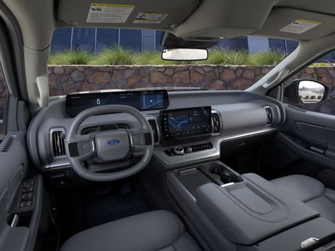New 2026 Ford Expedition Max Active image 9