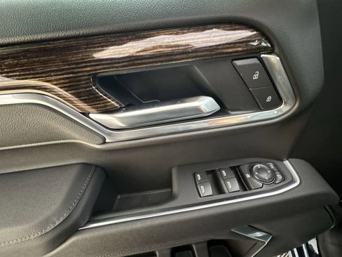 New 2026 GMC Sierra 1500 Elevation image 15